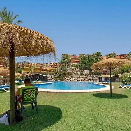 Apartment Stunning 5 Minutes From The And Golf!