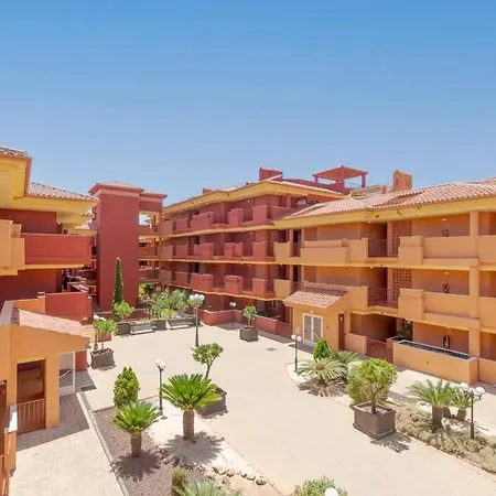 Apartment Stunning 5 Minutes From The And Golf!